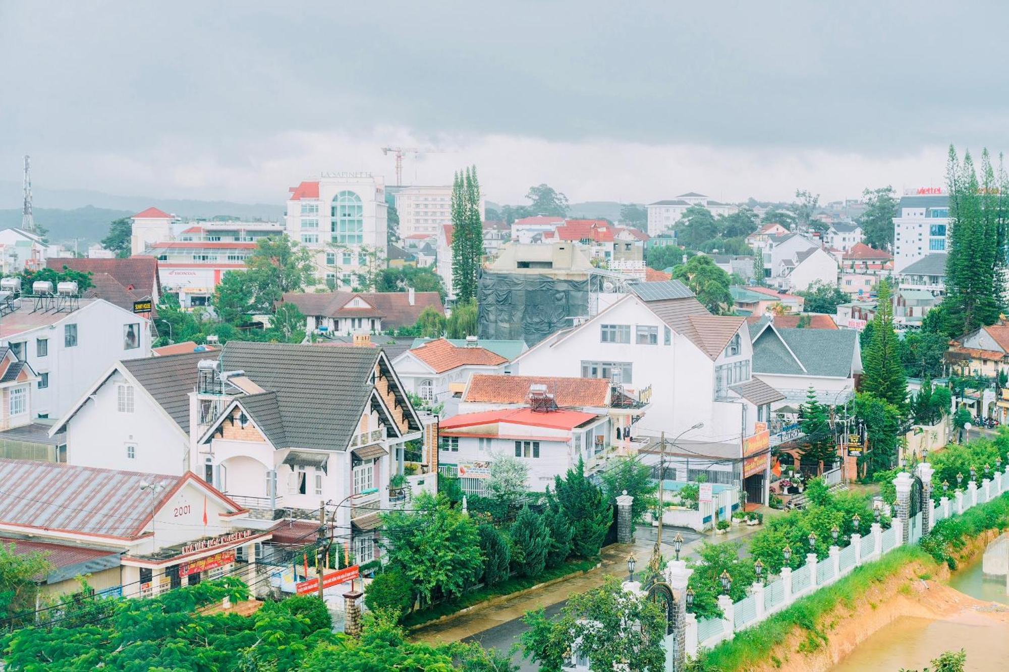 Anh Duc Hotel Da Lat City Esterno foto